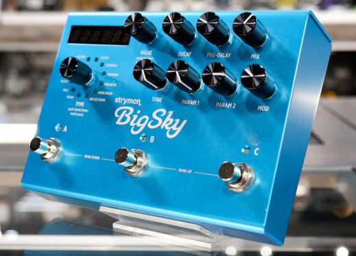 Gear Hunter | Strymon - BIG SKY